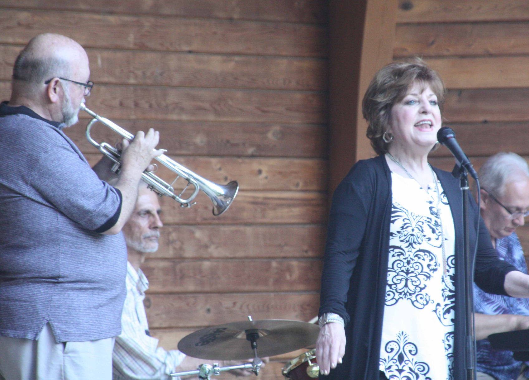 Swing Time performs (copy) (copy)